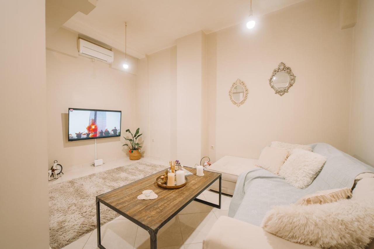 Debbies House Apartment Kalamata Ngoại thất bức ảnh